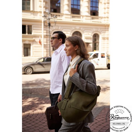 Кожаный рюкзак "Селена" (олива)